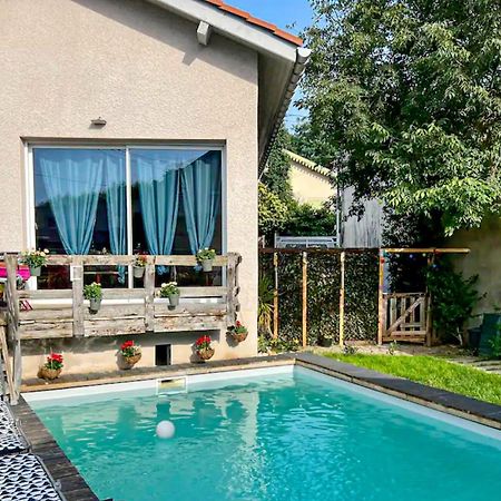 Amazing Home In Bourg Les Valence With Kitchen Exteriér fotografie